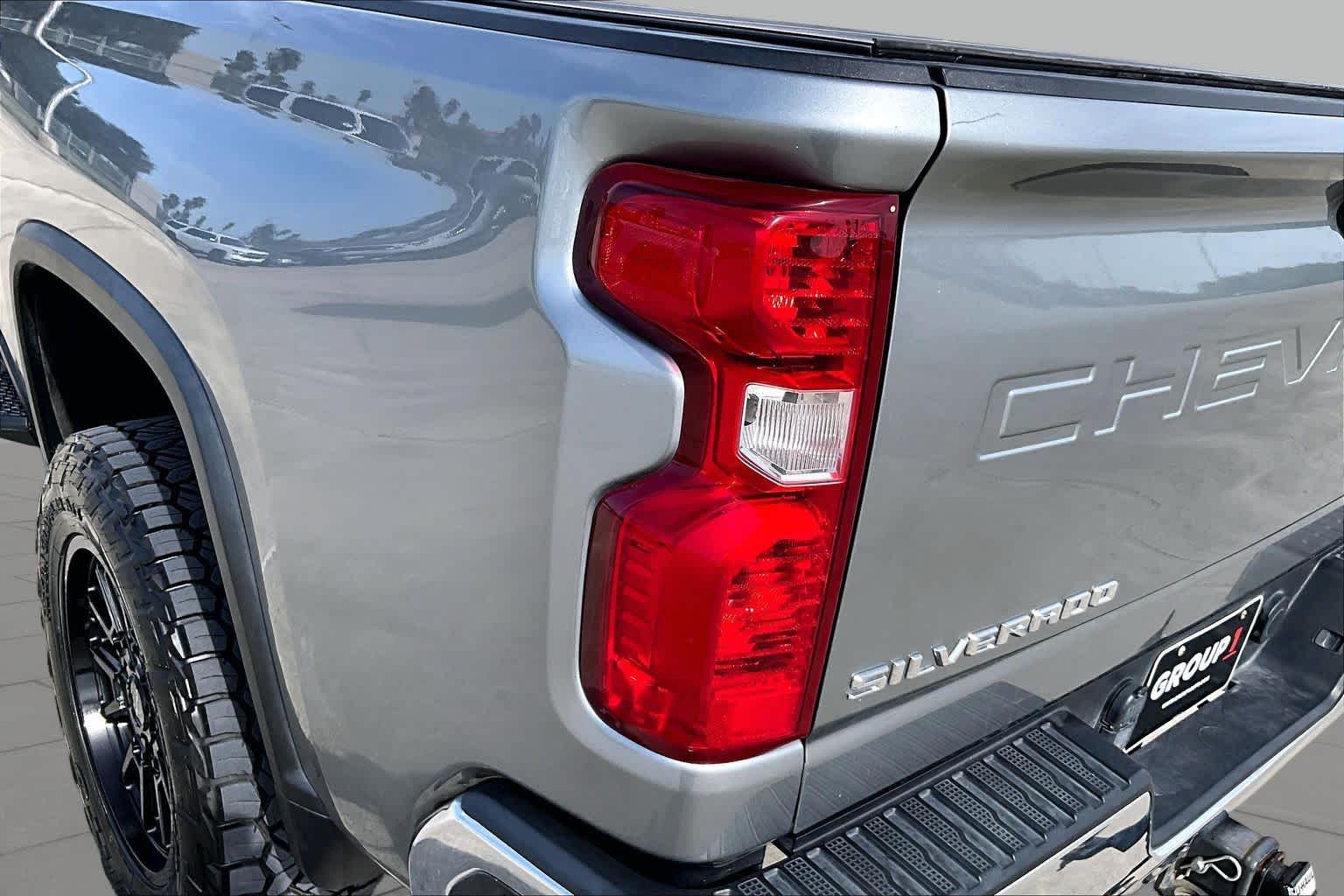 Used 2024 Sterling Gray Metallic Chevrolet LT image 29