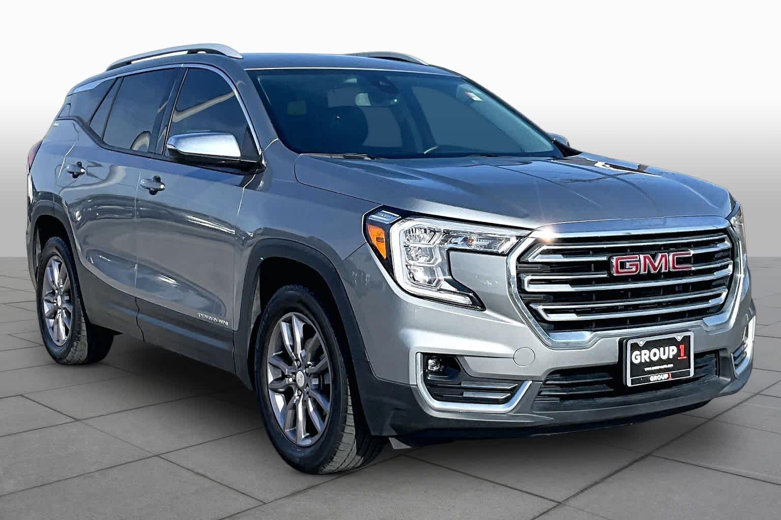 Used 2023 STERLING METALLIC GMC SLT image 3