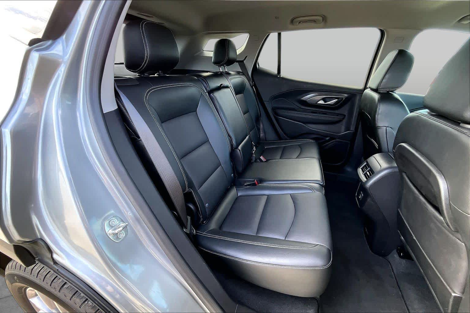 Used 2023 STERLING METALLIC GMC SLT image 21