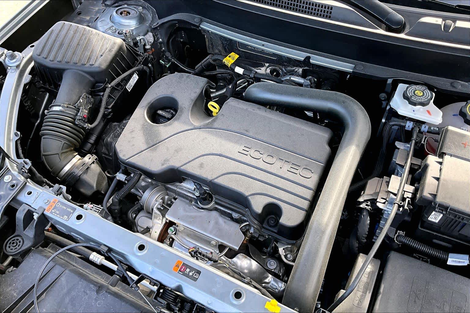 Used 2023 STERLING METALLIC GMC SLT image 33