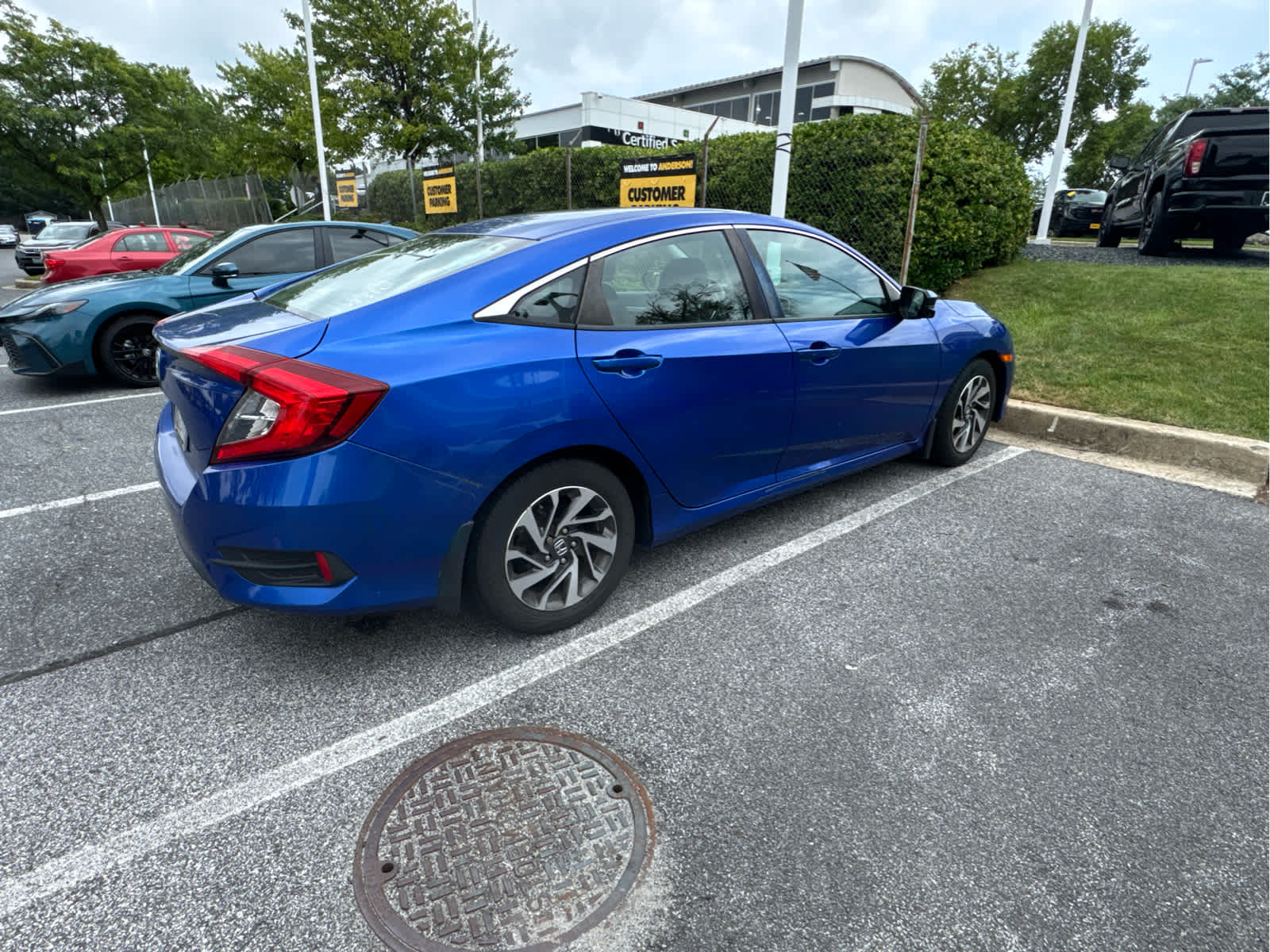 View vehicle photo 5