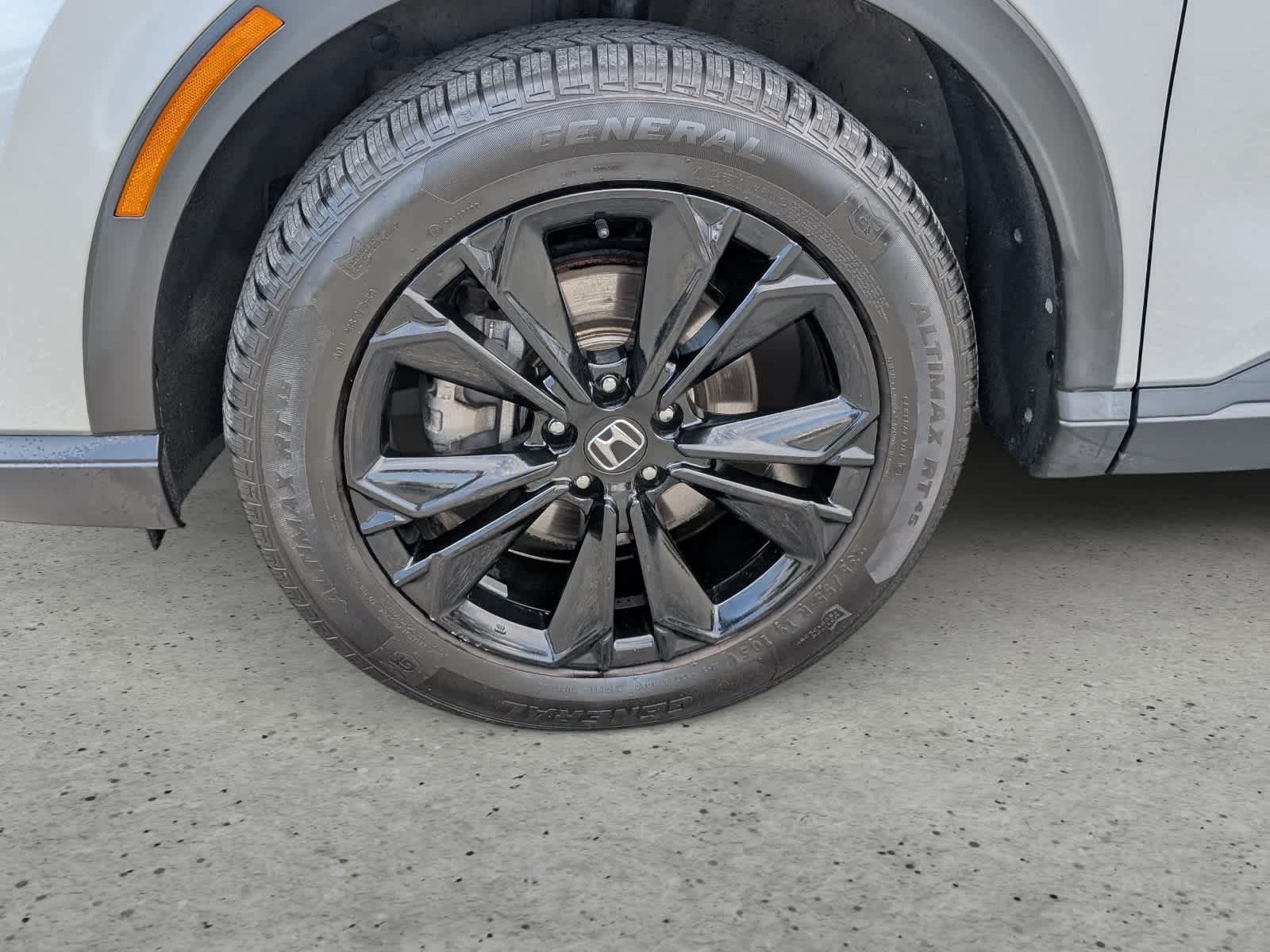 View vehicle photo 7