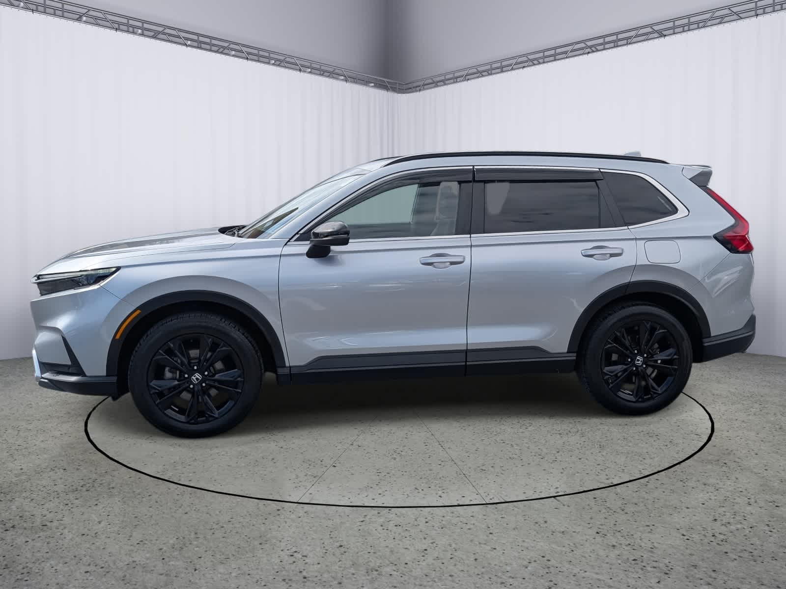 View vehicle photo 5