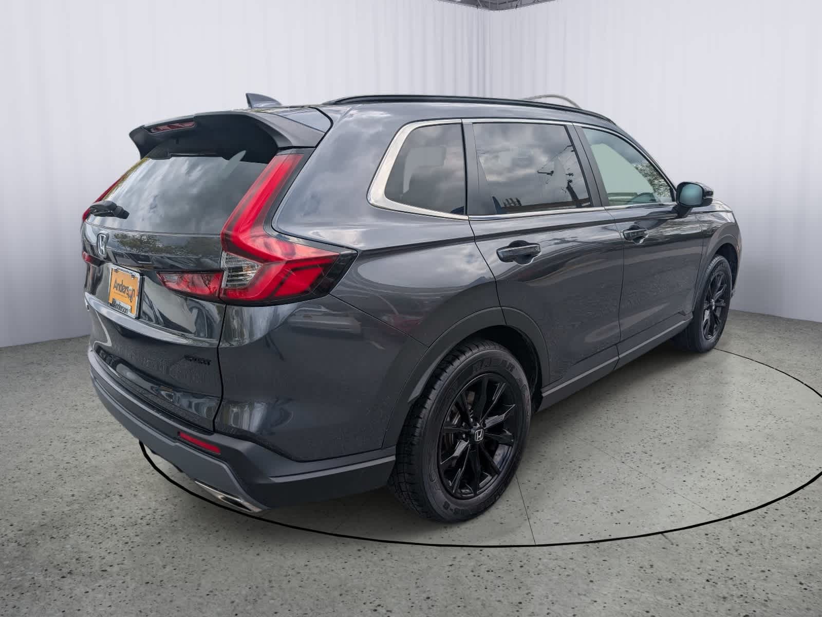 View vehicle photo 3
