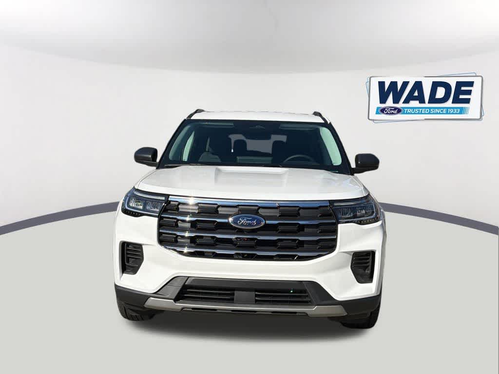 View vehicle photo 2