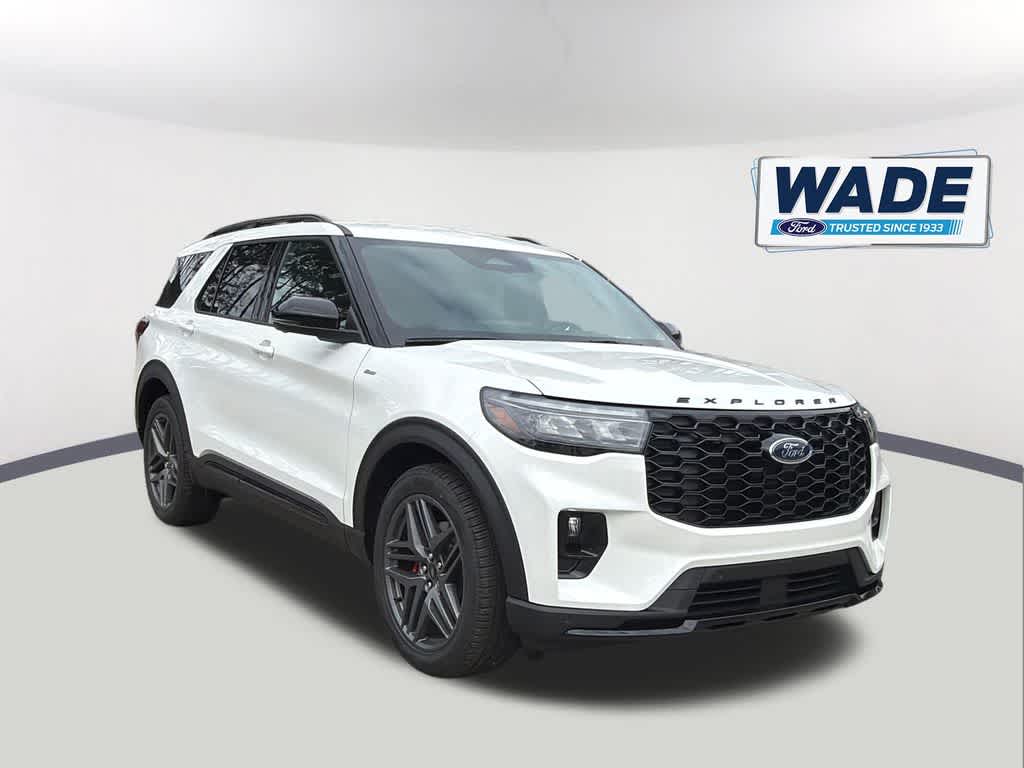 View vehicle photo 3