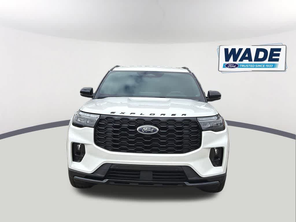 View vehicle photo 2