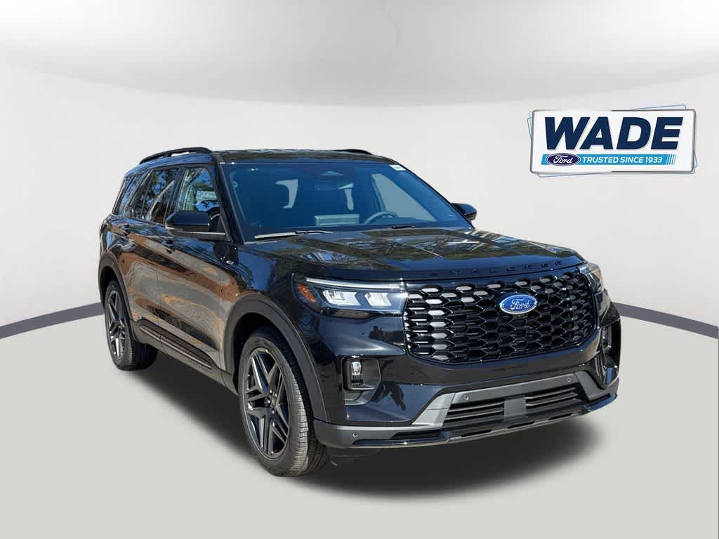 View vehicle photo 3