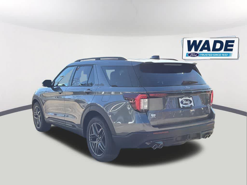 View vehicle photo 7