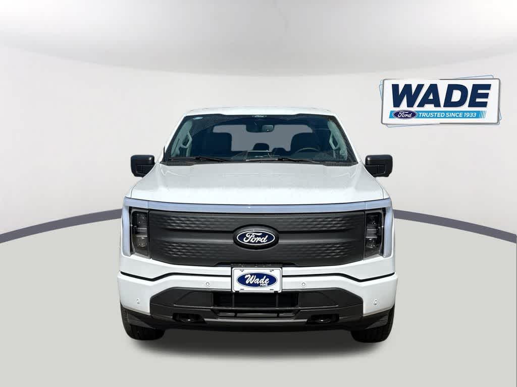 View vehicle photo 2