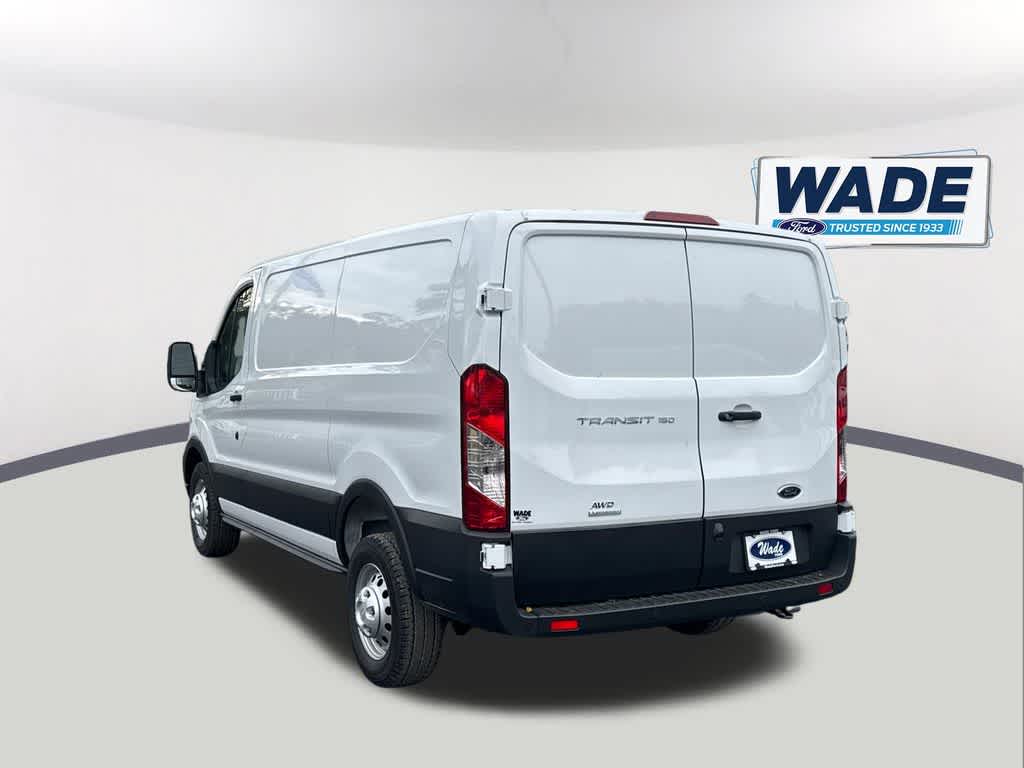 View vehicle photo 7