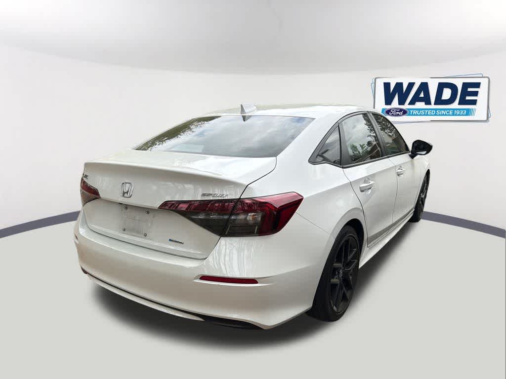 View vehicle photo 4