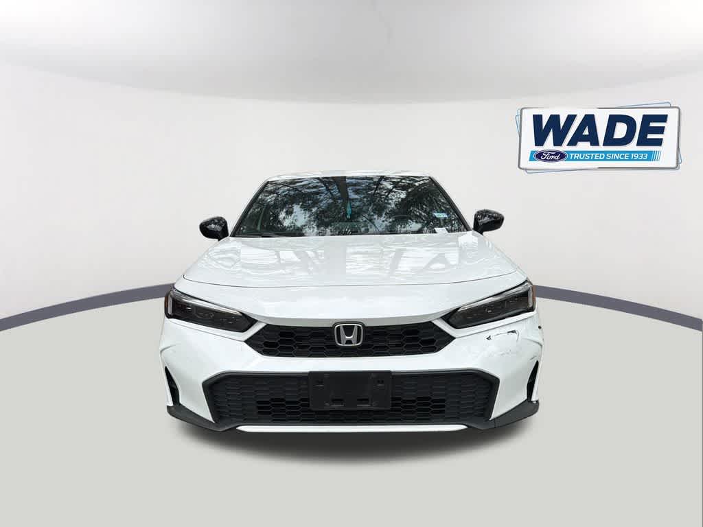 View vehicle photo 2