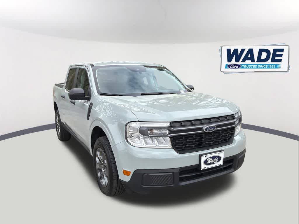 View vehicle photo 3