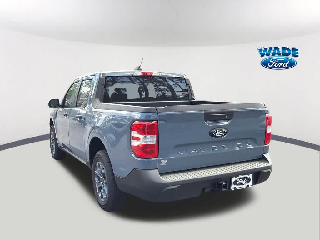 View vehicle photo 7