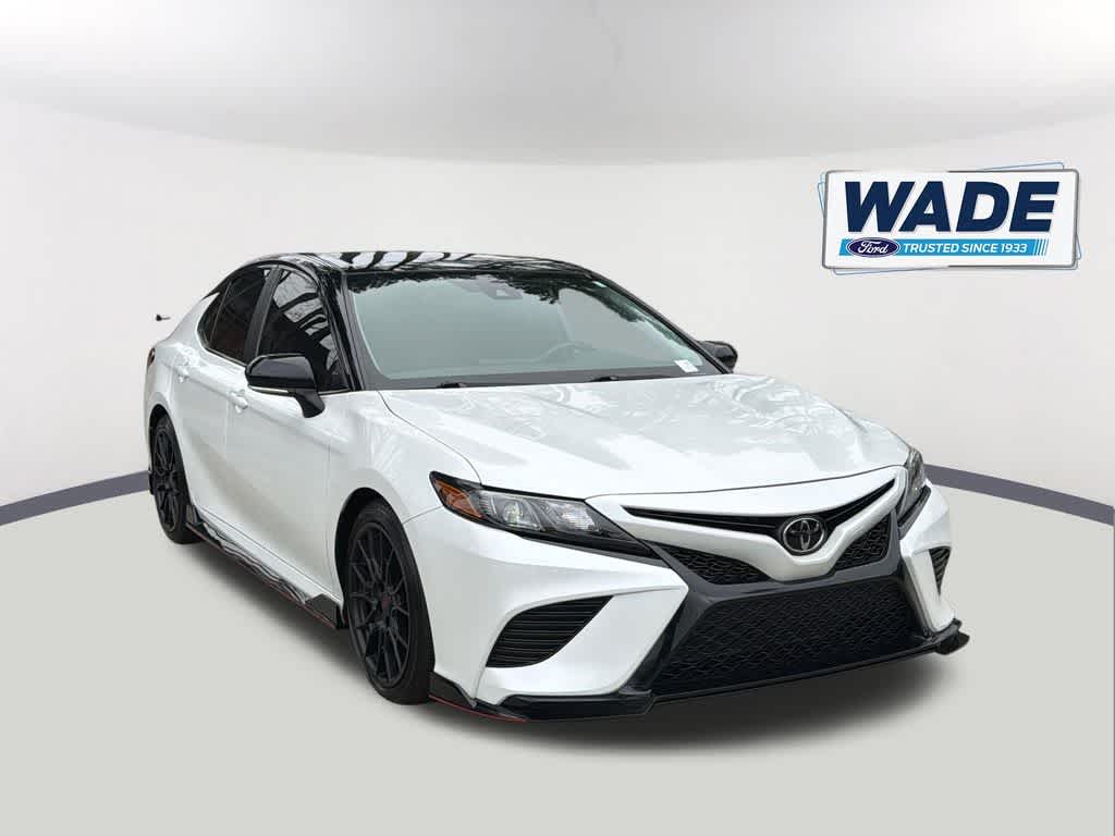 View vehicle photo 3