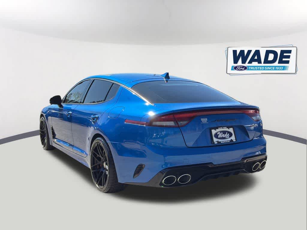 View vehicle photo 7