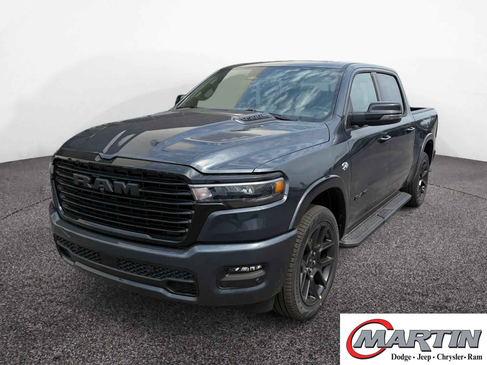 2026 RAM 1500 Laramie Crew Cab 4WD