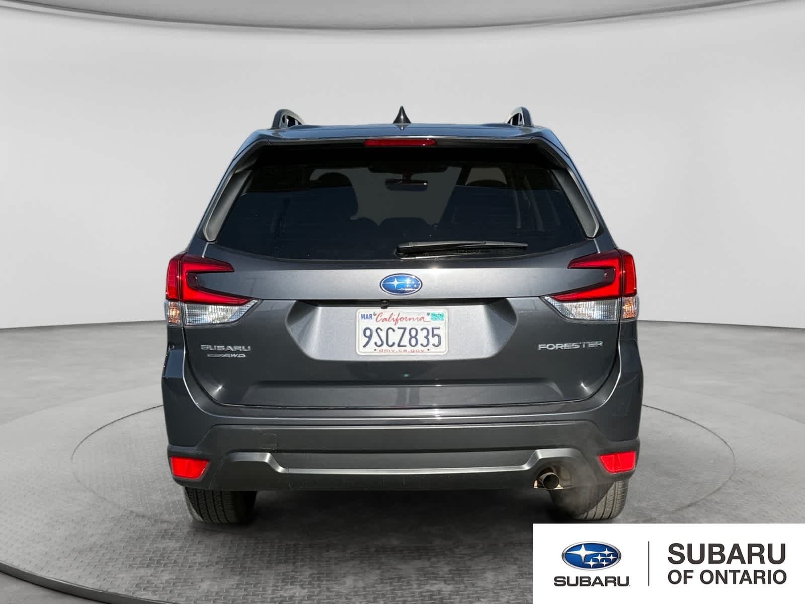 View vehicle photo 6