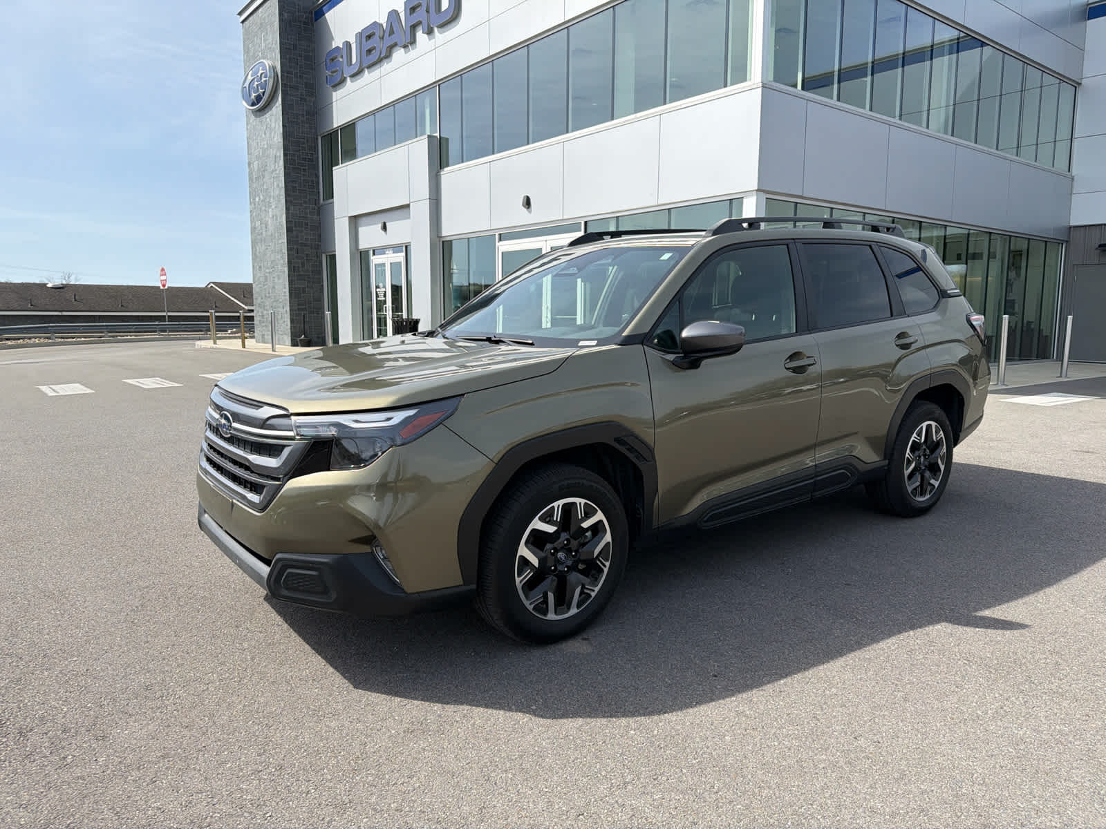 2025 Subaru Forester Premium Crossover AWD