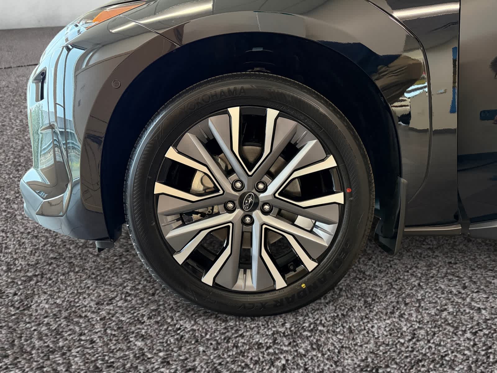 View vehicle photo 7