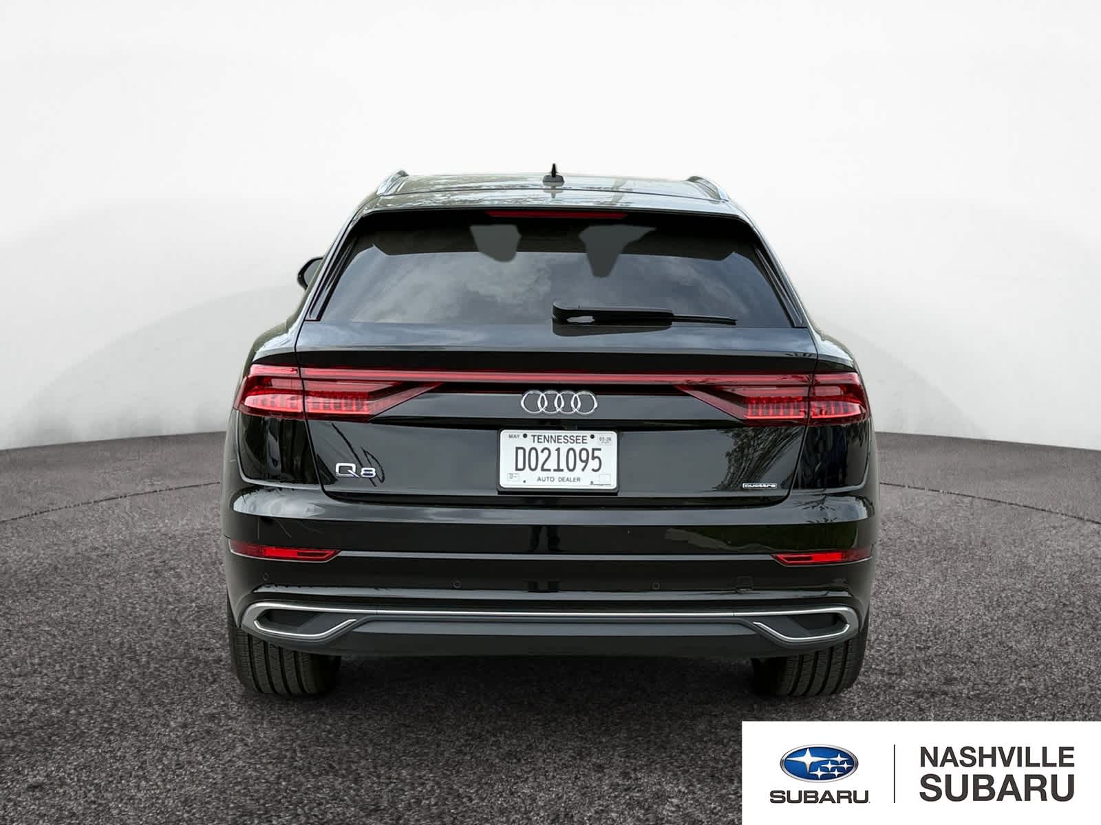 View vehicle photo 4