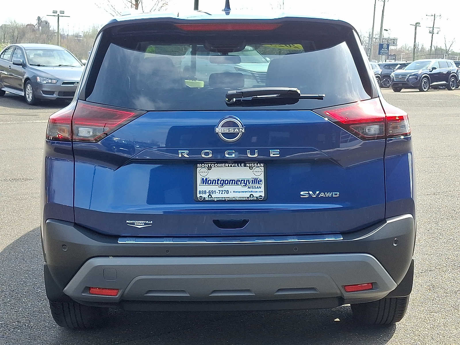 View vehicle photo 5