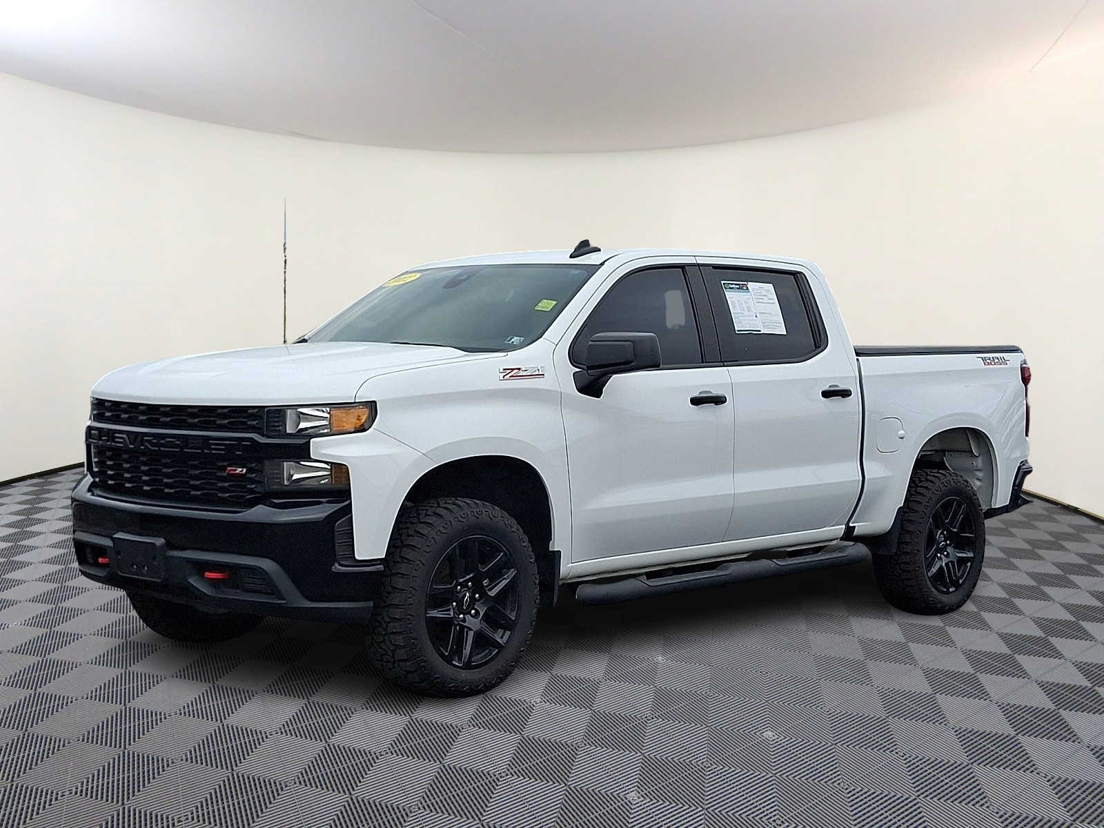 View vehicle photo 6