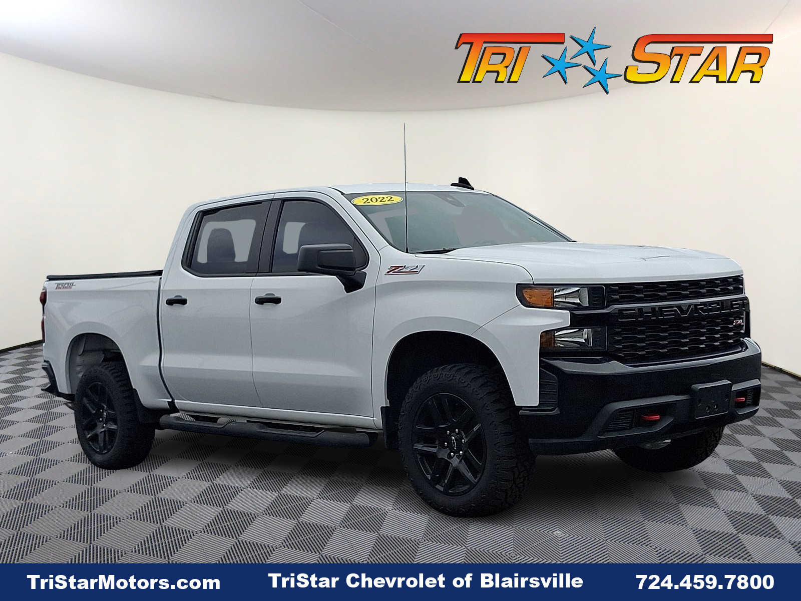 View vehicle photo 2
