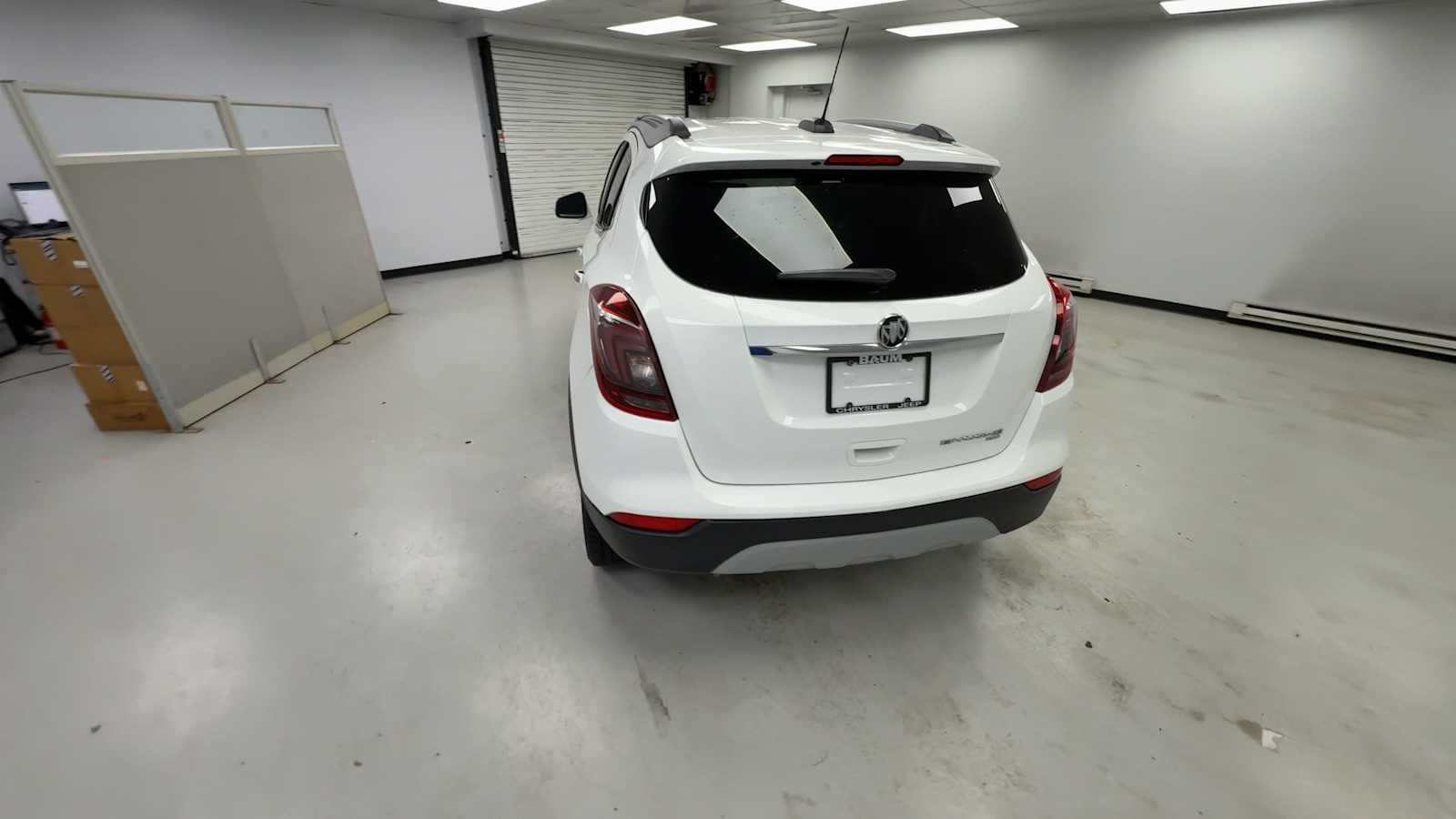 View vehicle photo 7