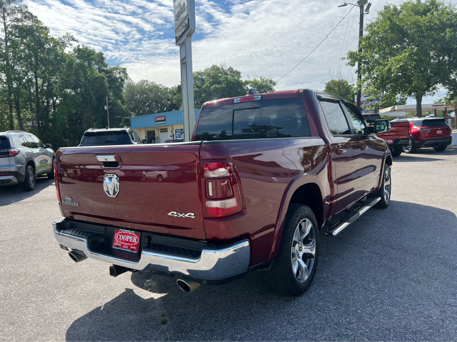 2020 Ram 1500 Laramie - 2