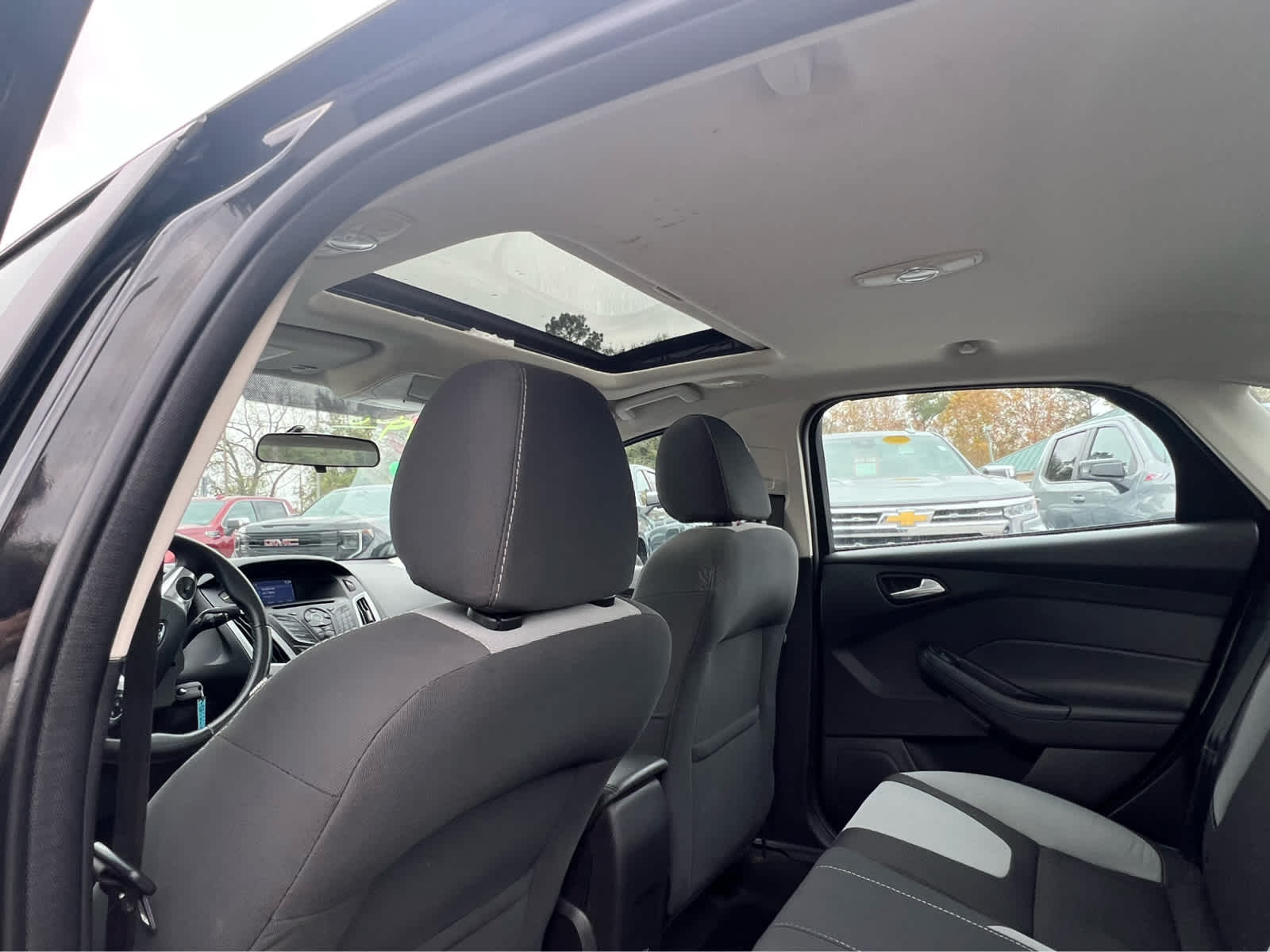 2014 Ford Focus SE - 5