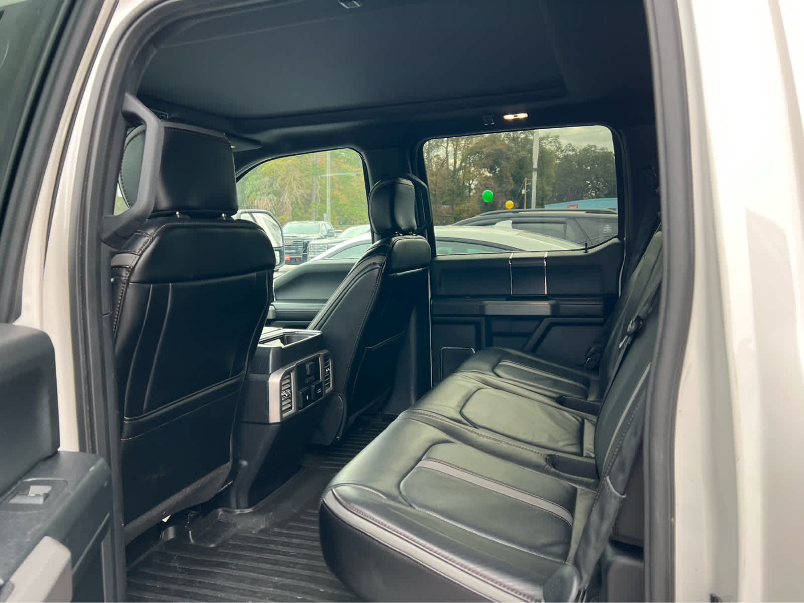 2018 Ford F-150 Platinum - 5