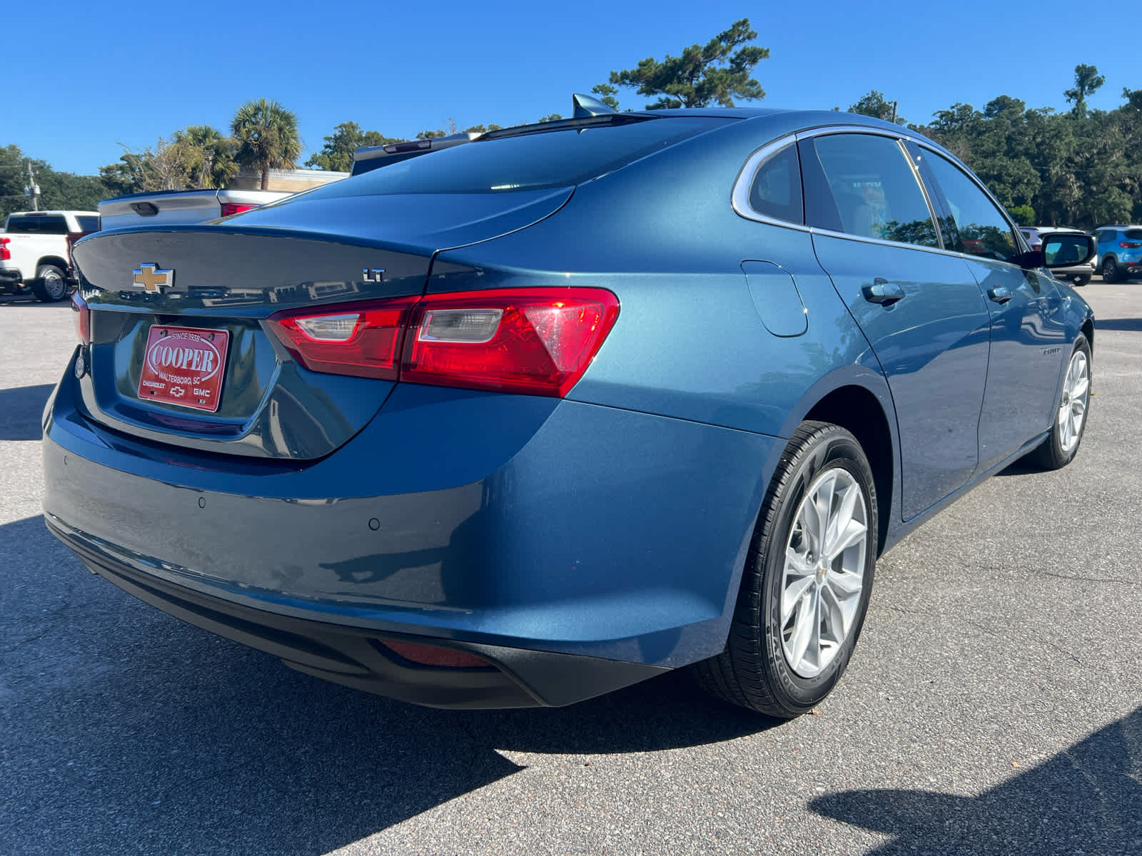 2025 Chevrolet Malibu LT - 7