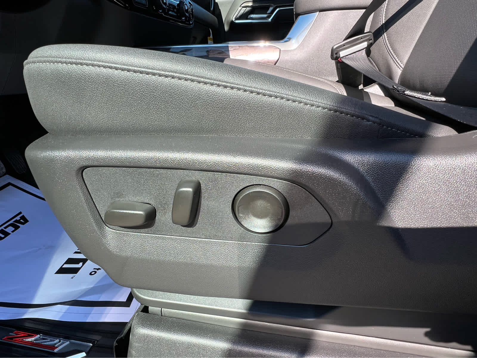 2025 Chevrolet Silverado 2500HD LTZ - 10