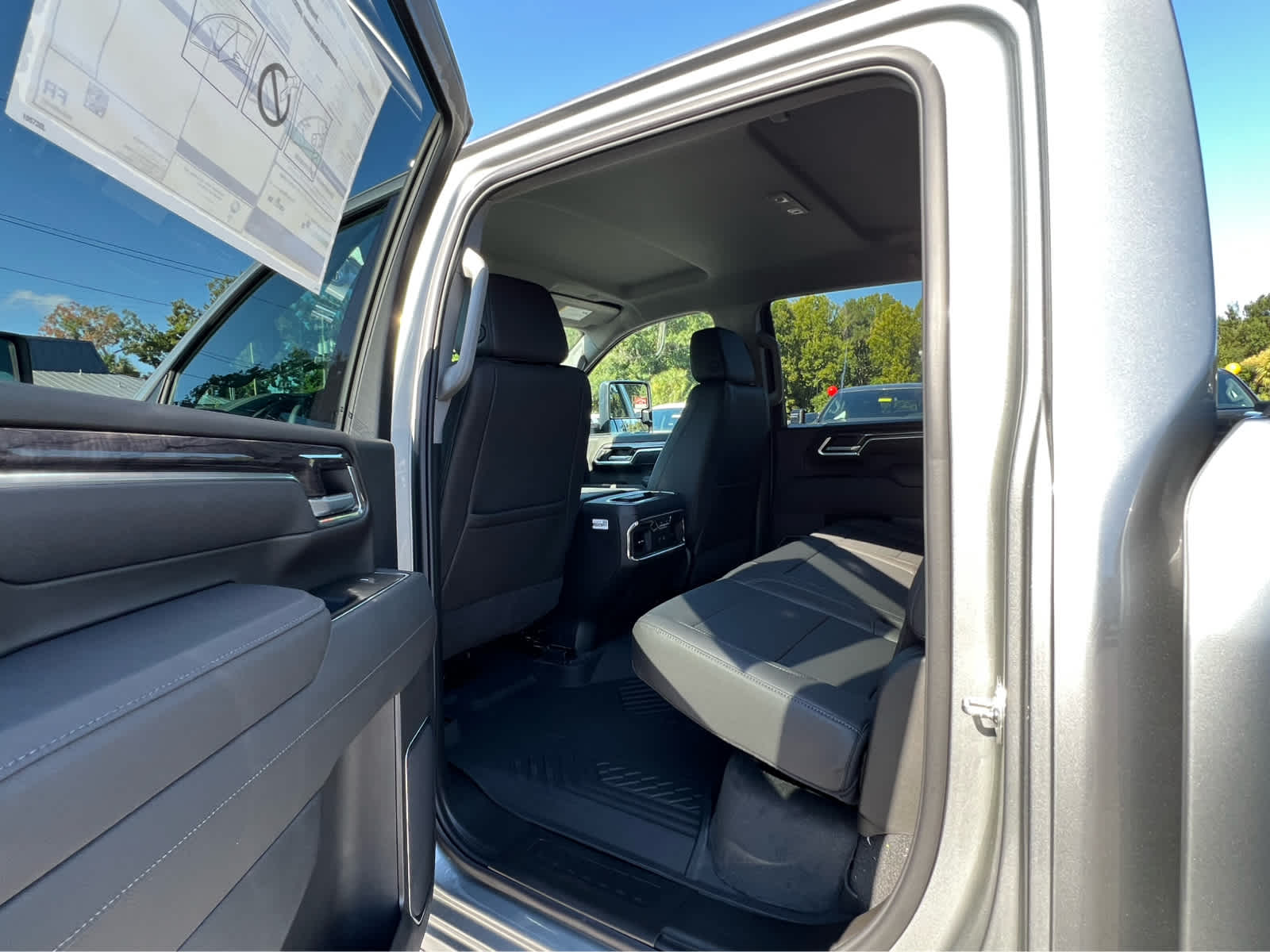 2025 Chevrolet Silverado 2500HD LTZ - 7