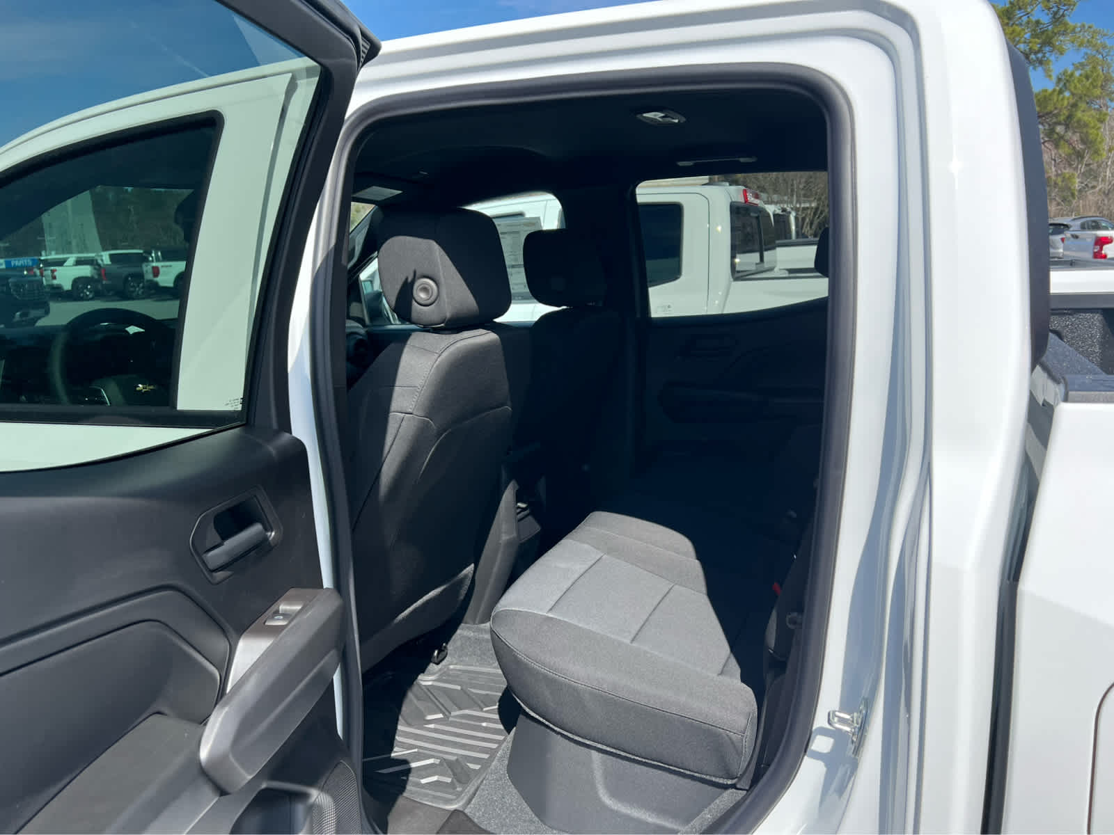 2025 Chevrolet Colorado 2WD Work Truck - 7