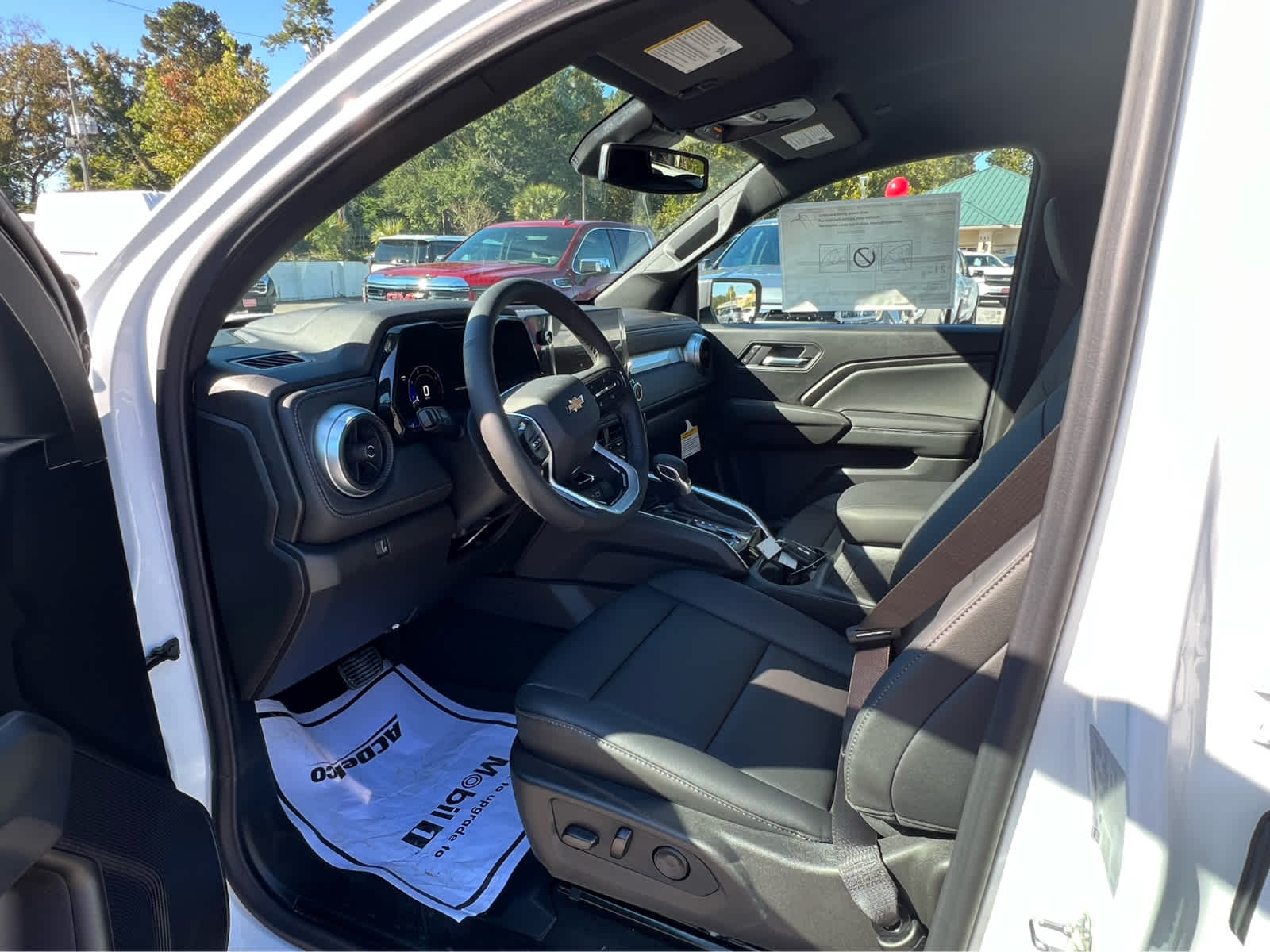 2026 Chevrolet Colorado 2WD LT - 9