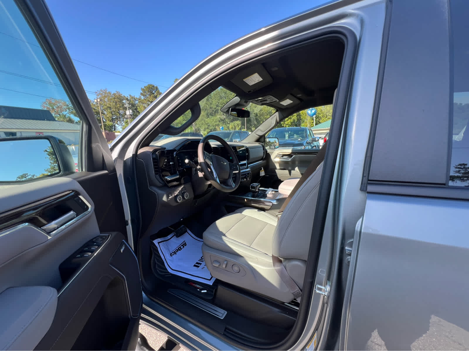 2026 Chevrolet Silverado 1500 RST - 10