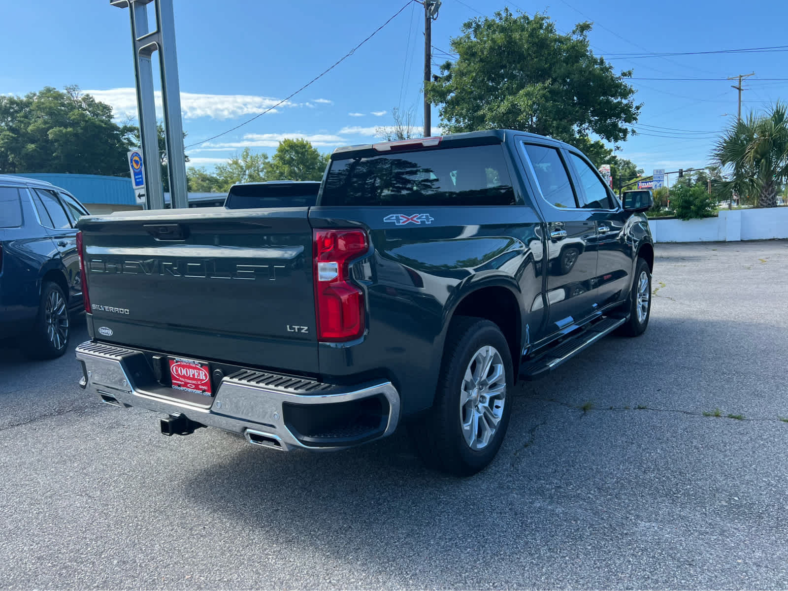 2025 Chevrolet Silverado 1500 LTZ - 2