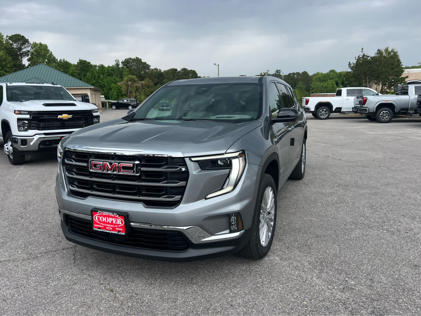 2026 GMC Acadia FWD Elevation - 0