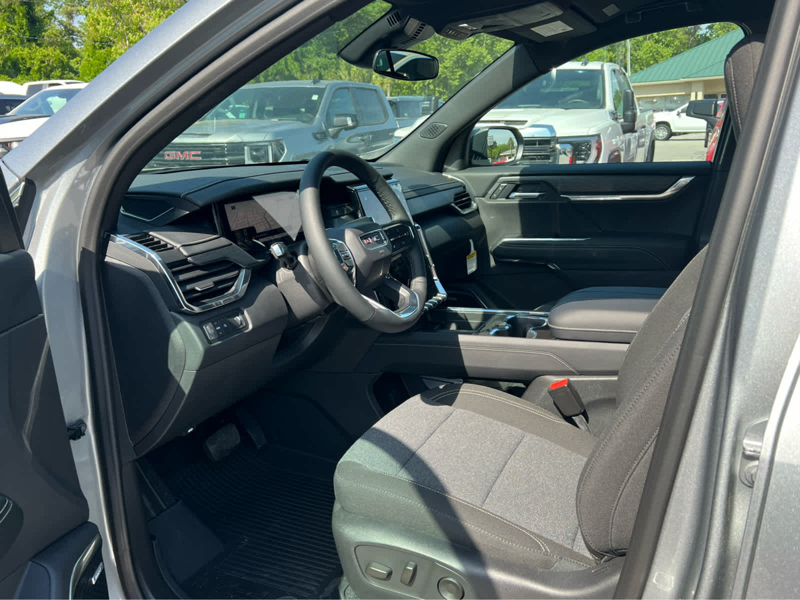 2025 GMC Acadia FWD Elevation - 7