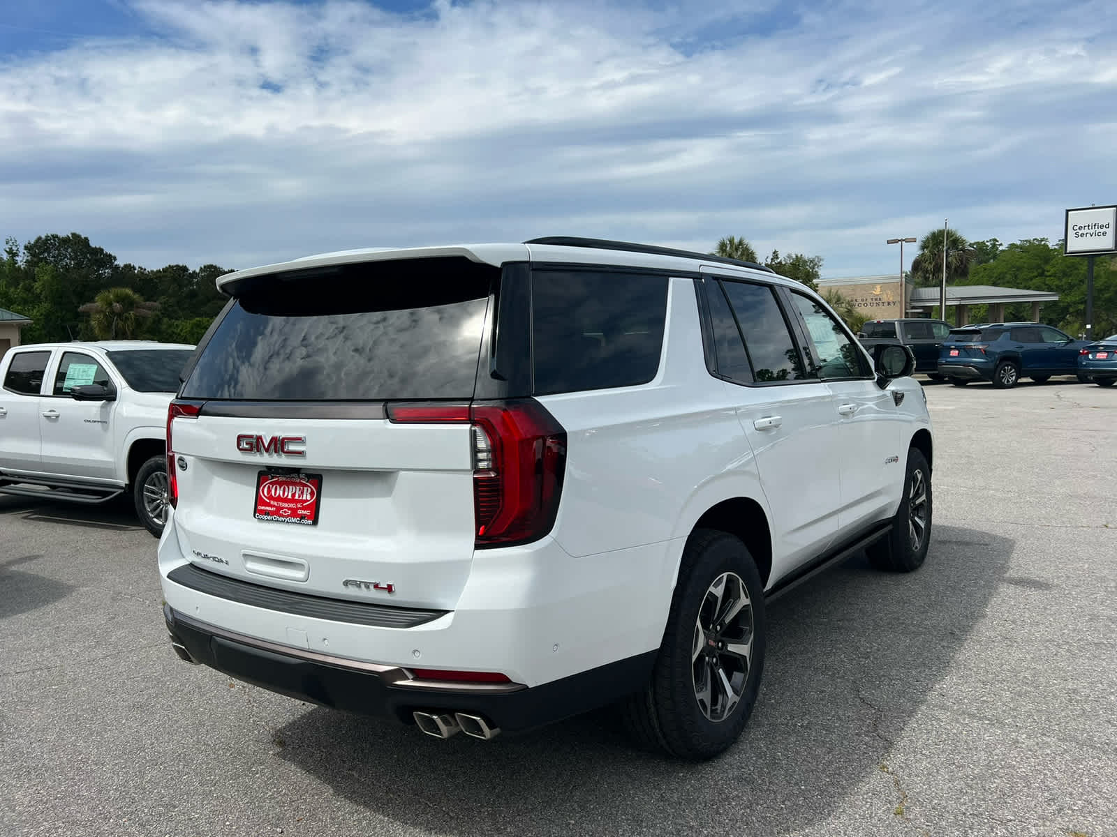 2026 GMC Yukon AT4 Ultimate - 3