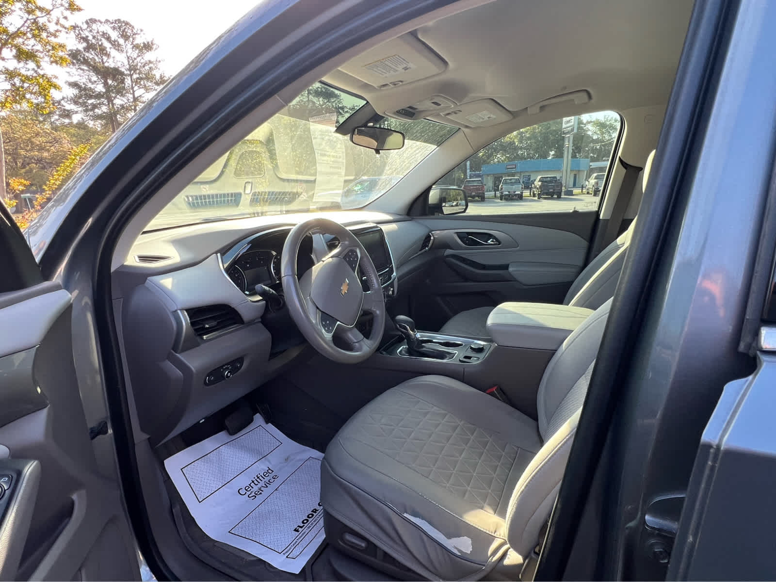 2021 Chevrolet Traverse LT Cloth - 4