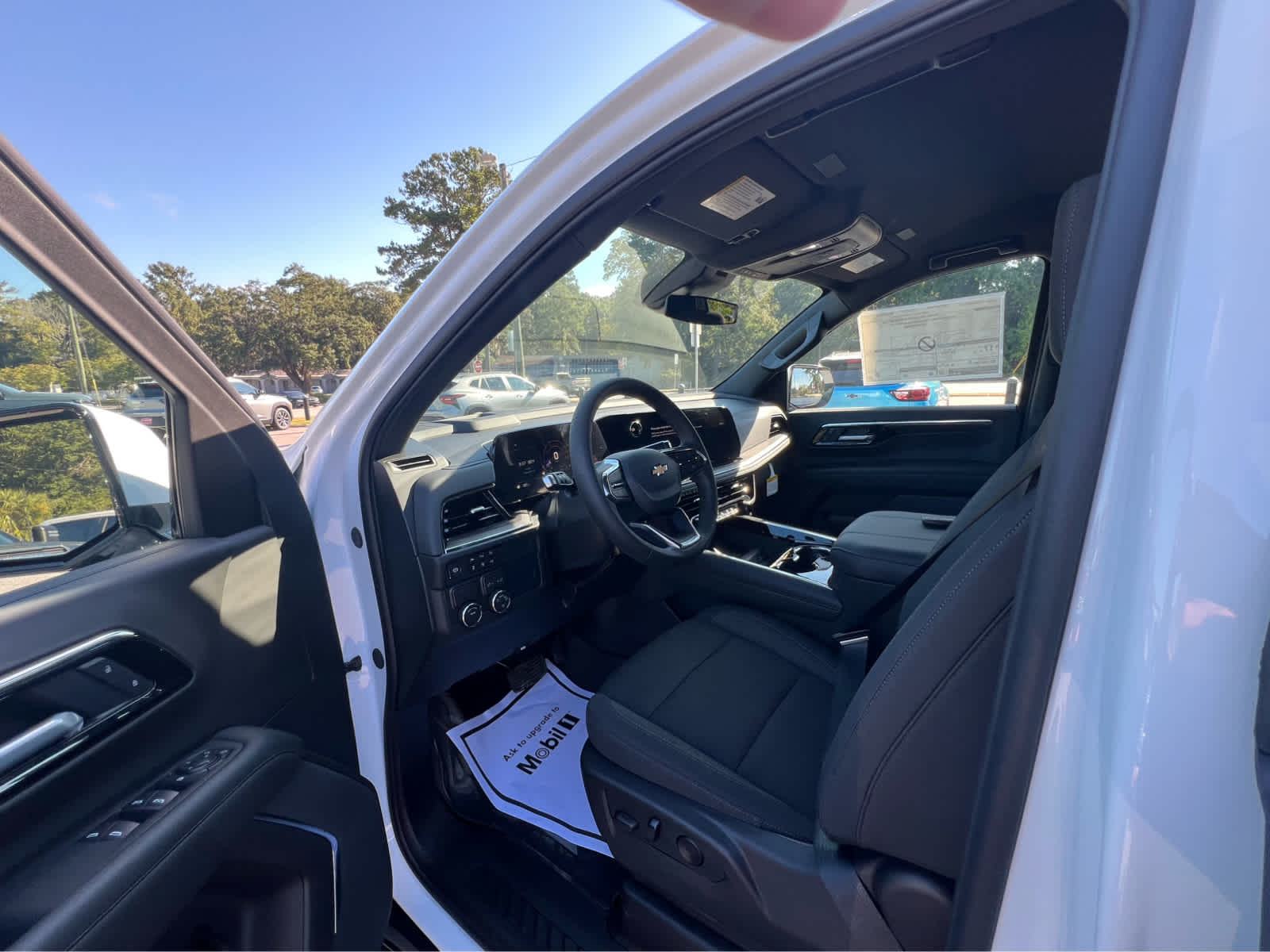 2025 Chevrolet Tahoe LS - 7