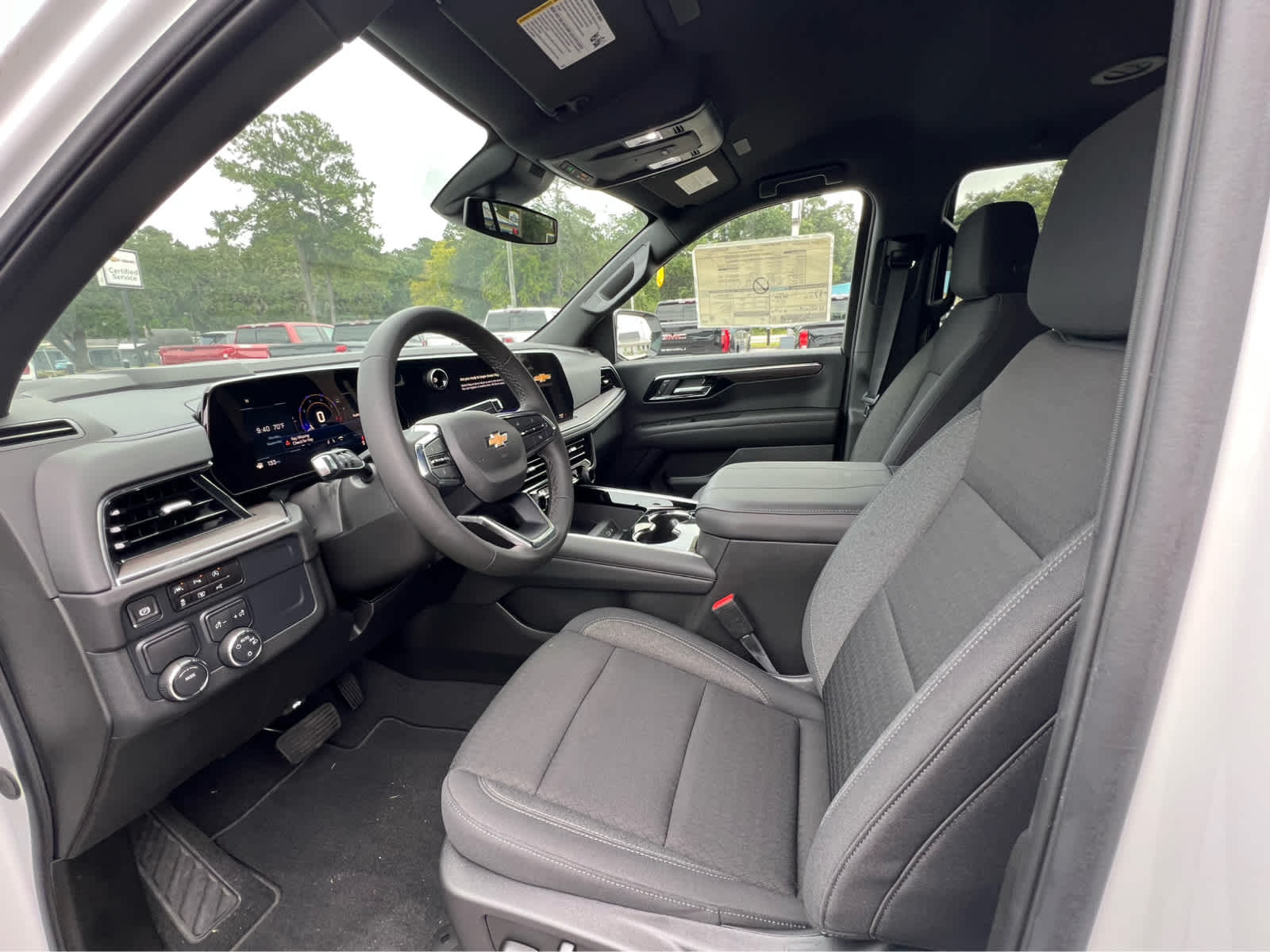 2025 Chevrolet Tahoe LS - 8