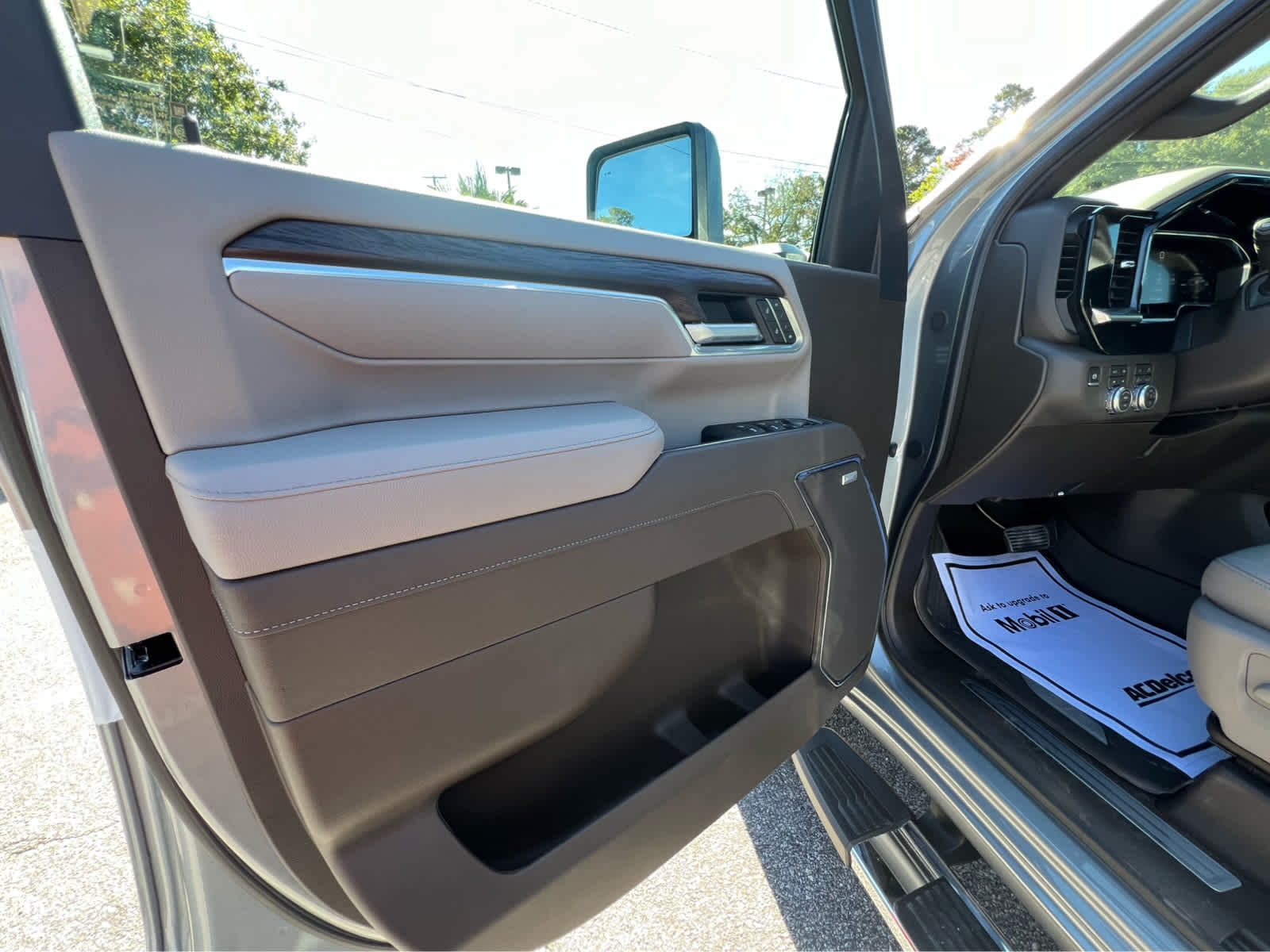 2026 GMC Sierra 2500HD SLT - 9