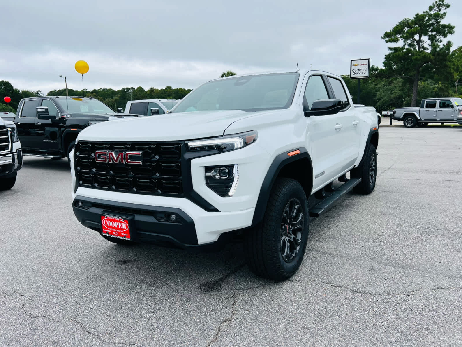 2025 GMC Canyon 4WD Elevation - 0