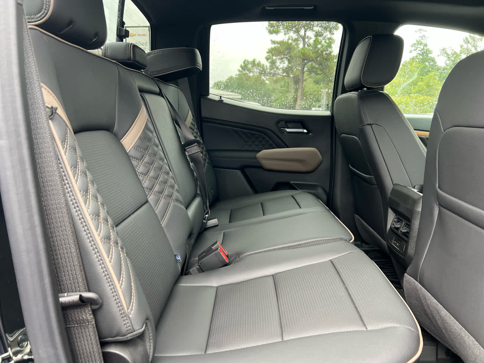 2026 GMC Canyon 4WD Denali - 10