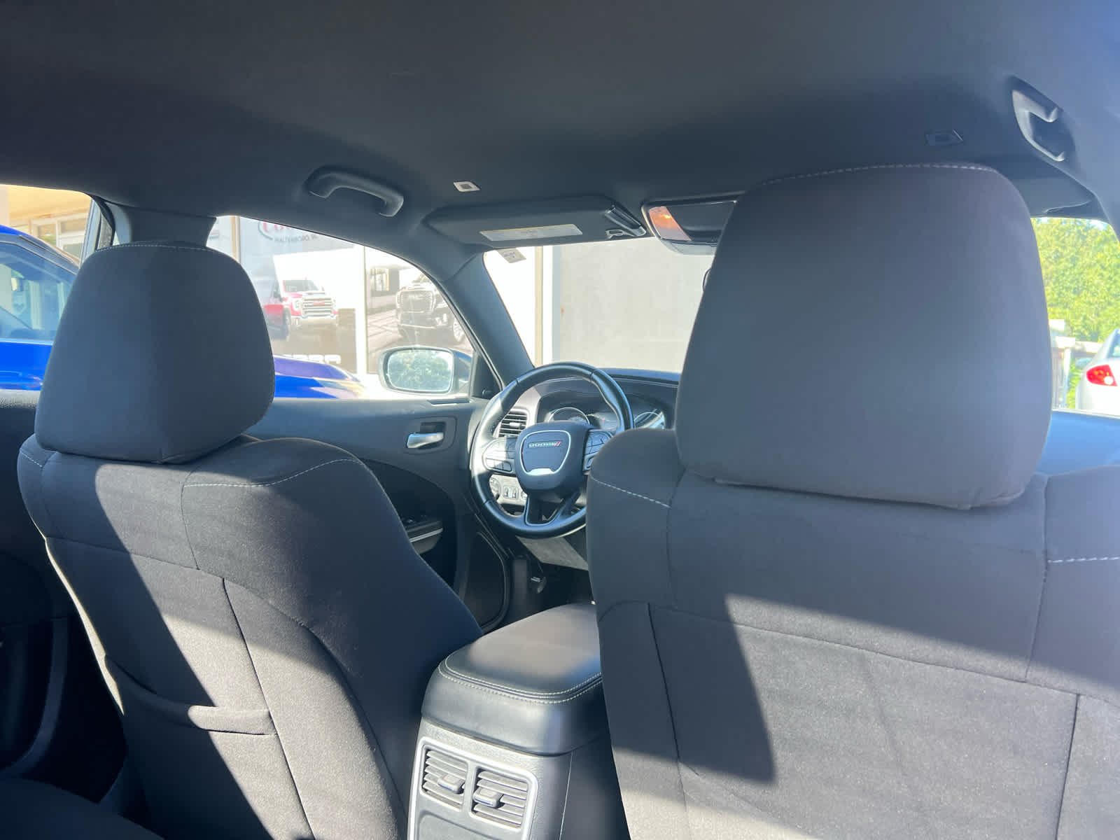 2023 Dodge Charger SXT - 10